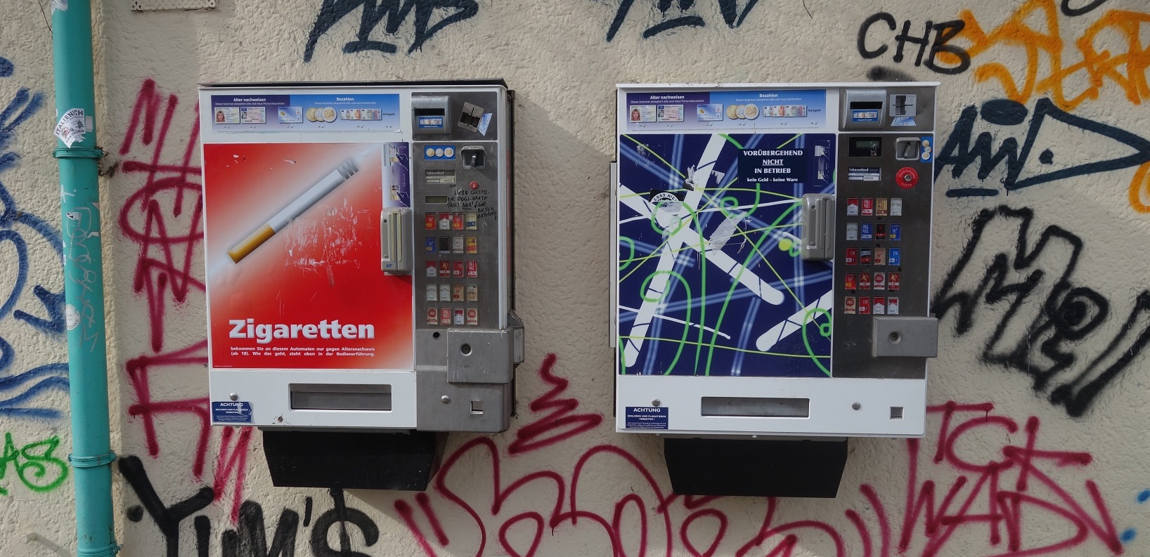 Warnhinweise auf Zigarettenautomaten Baden-Württemberg schlägt industriefreundliche Lösung vor