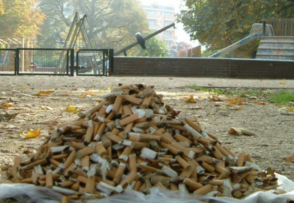 Befürwortet die taz das Rauchen auf Kinderspielplätzen und vor Krankenhäusern?